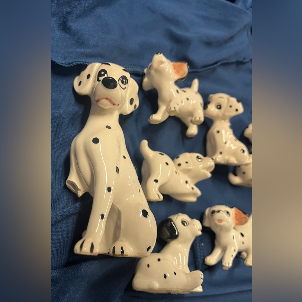 101 Dalmations Collection Disney - Picture 2 of 3